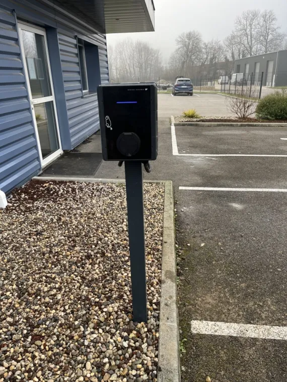borne de recharge électrique