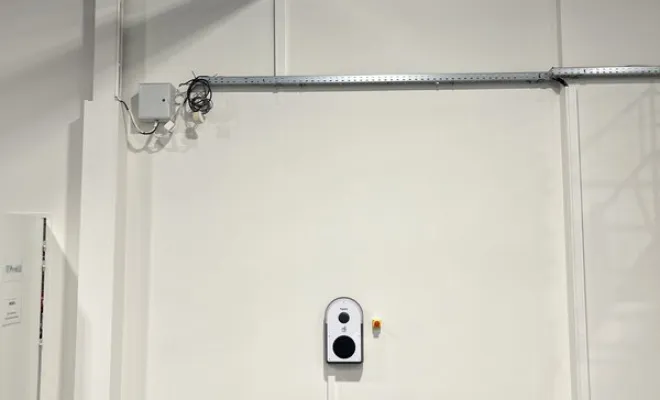 Pose de bornes de recharge à Bourgoin-Jallieu : votre électricien professionnel à l'œuvre, Bourgoin-Jallieu, Lévêque Électricité