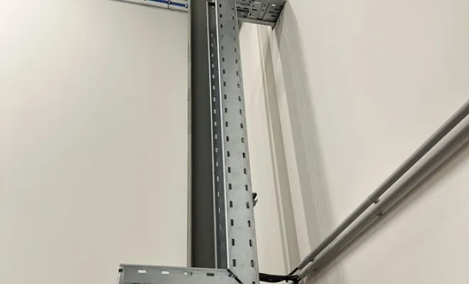 Pose de bornes de recharge à Bourgoin-Jallieu : votre électricien professionnel à l'œuvre, Bourgoin-Jallieu, Lévêque Électricité